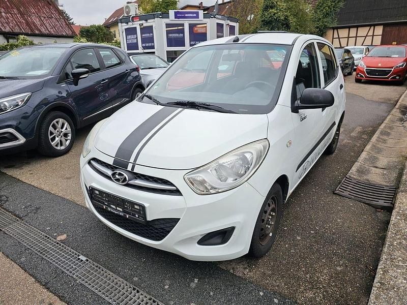 Weiß Gebraucht 2011 Hyundai i10 Edition Kleinwagen | 2.850 € (Fairer Preis) - Bild 1/4