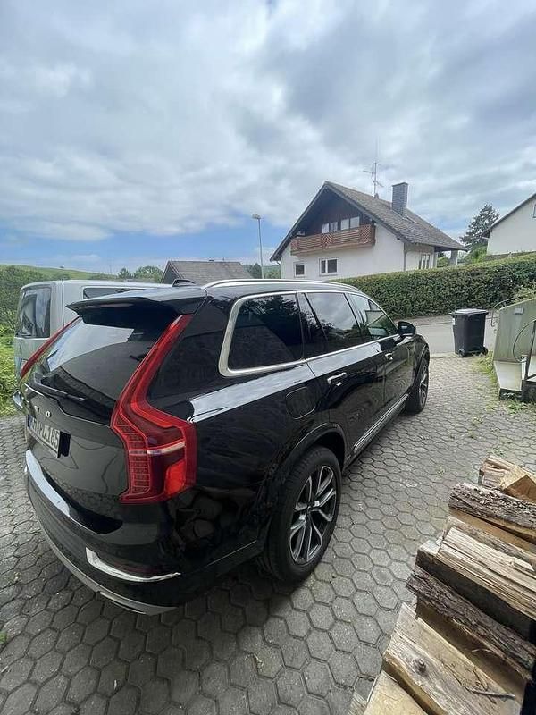 Schwarz Gebraucht 2017 Volvo XC90 Inscription SUV | 33.500 € (Fairer Preis) - Bild 1/4