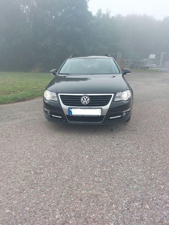 Schwarz Gebraucht 2009 VW Passat Sportline Kombi | 1.850 € (Superpreis) - Bild 1/4