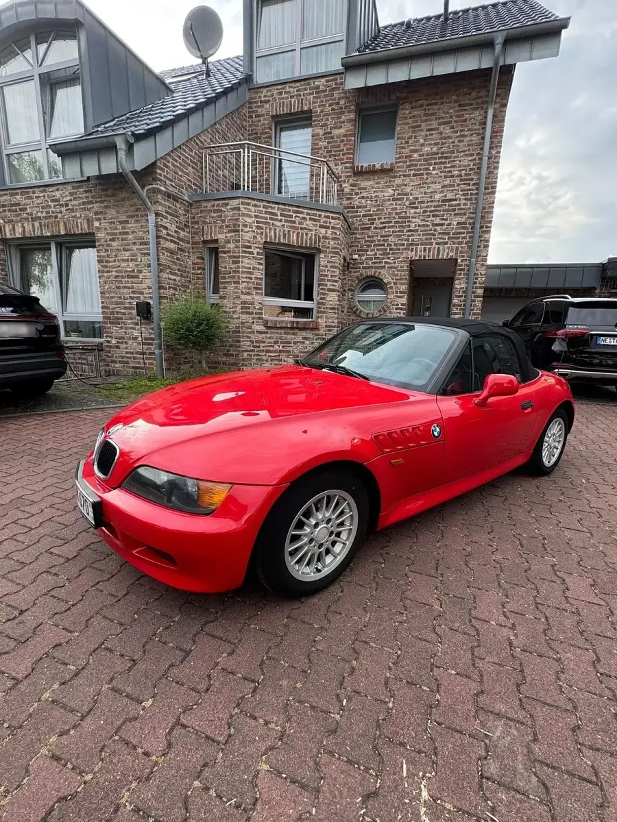 Gebraucht BMW Z3 115 PS (84 kW) 1996 Rot Cabrio