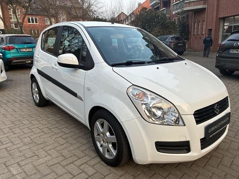 Weiß Gebraucht 2012 Suzuki Splash Club Kleinwagen | 6.990 € (Fairer Preis) - Bild 1/4