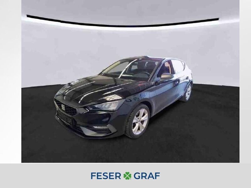 Midnight schwarz metallic Gebraucht 2022 Seat Leon FR Limousine | 18.780 € (Guter Preis) - Bild 1/4