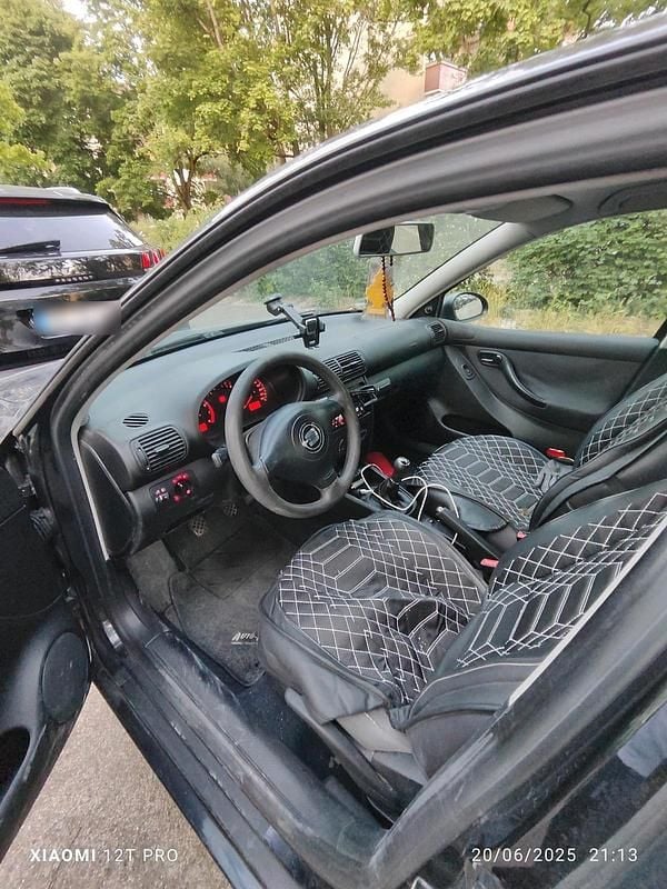 Gebraucht Seat Leon 105 PS (77 kW) 2004 Schwarz Kleinwagen