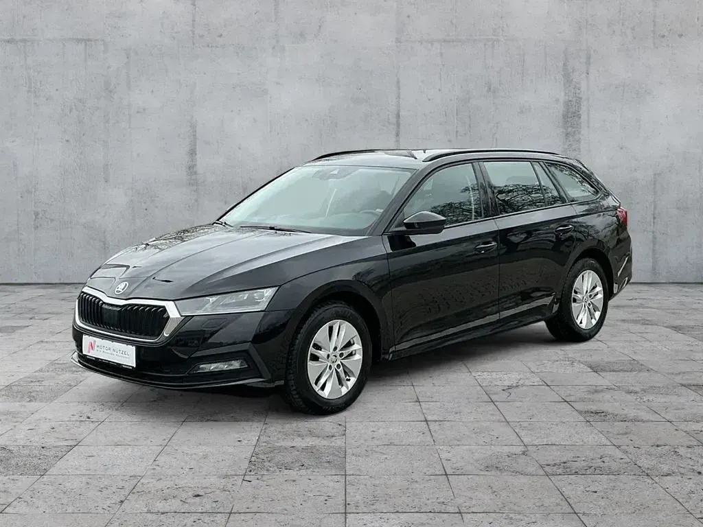 Gebraucht Skoda Octavia Ambition 150 PS (110 kW) 2022 Schwarzmagic perleffekt Kombi