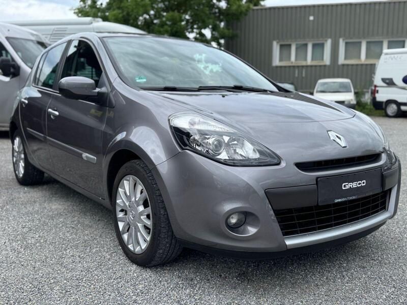 Gebraucht Renault Clio III Dynamique 101 PS (74 kW) 2011 Grau Limousine