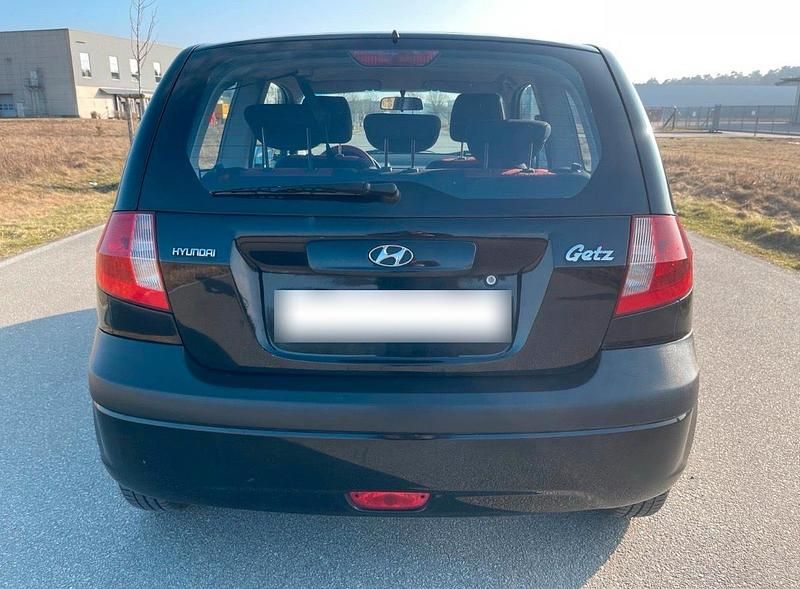 Gebraucht Hyundai Getz 69 PS (50 kW) 2008 Schwarz Kleinwagen