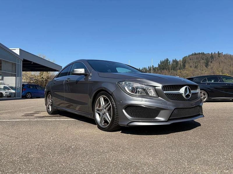Gebraucht Mercedes CLA220 170 PS (125 kW) 2014 Mountaingrau  met. Limousine