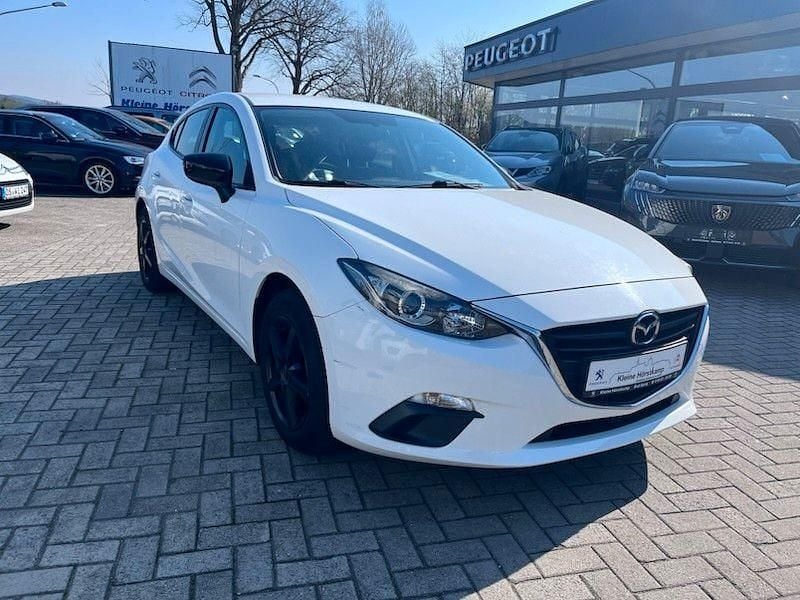 Gebraucht Mazda 3 Prime-Line 101 PS (74 kW) 2015 Weiß Limousine