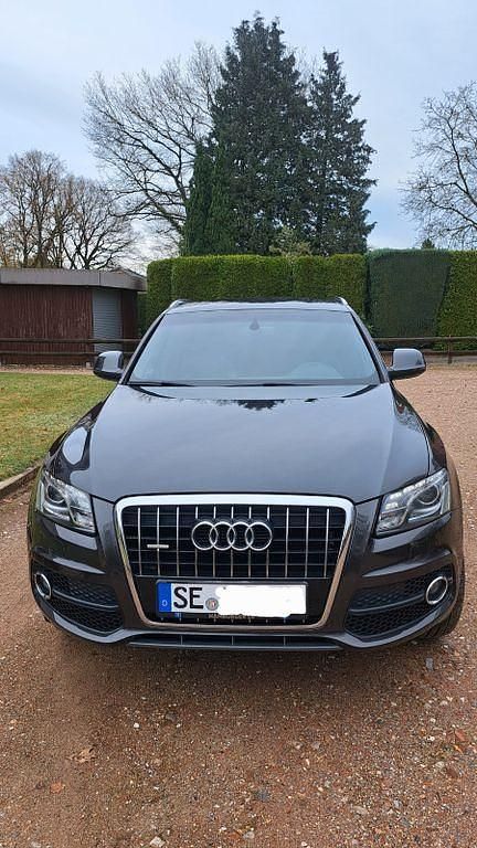 Grau Gebraucht 2010 Audi Q5 Sport SUV | 8.500 € (Fairer Preis) - Bild 1/4
