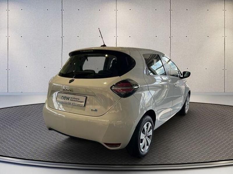 Gebraucht Renault Zoe Life 80 kW (109 PS) 2021 Weiß Kleinwagen