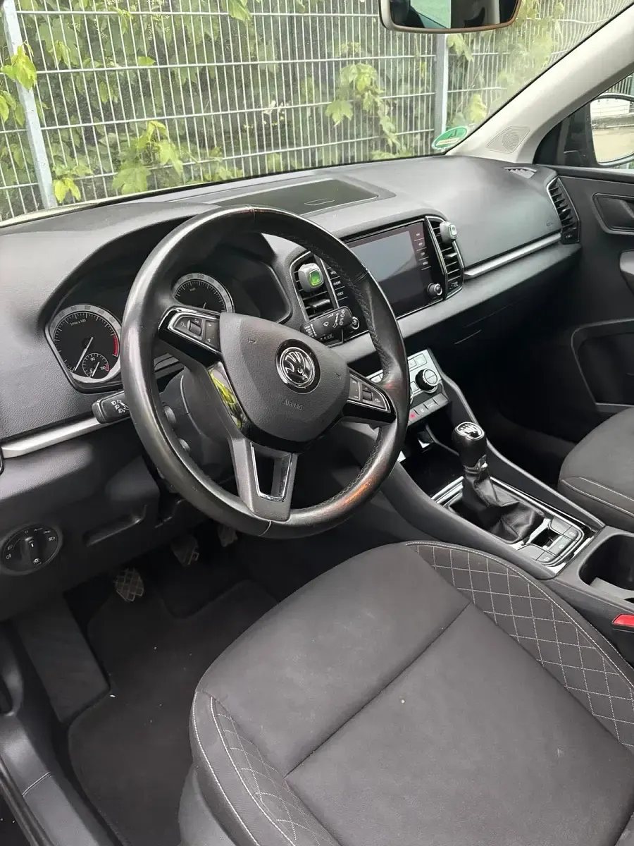 Gebraucht Skoda Karoq 116 PS (85 kW) 2021 Schwarz SUV