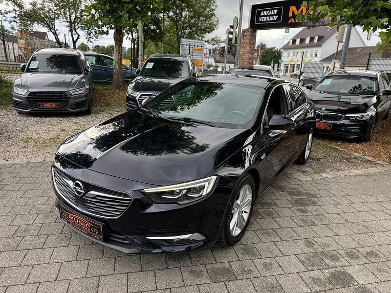 Blau Gebraucht 2017 Opel Insignia Dynamic Limousine | 14.450 € (Fairer Preis) - Bild 1/4