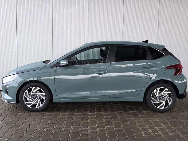 Mangrove green metallic Neu 2024 Hyundai i20 GO! Kleinwagen | 20.050 € (Fairer Preis) - Bild 1/4