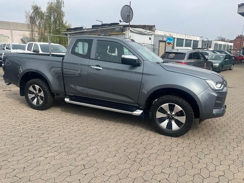 Gebraucht Isuzu D-Max 190 PS (139 kW) 2021 Grau Pickup
