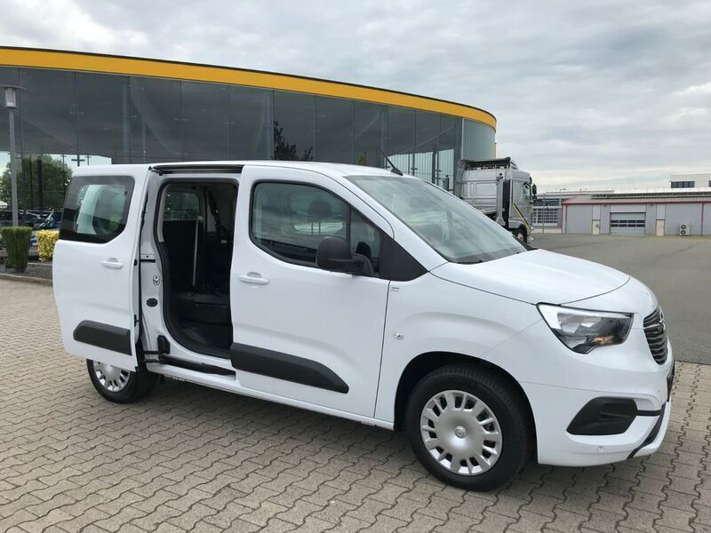 Gebraucht Opel Combo Life Edition 110 PS (80 kW) 2022 Weiß Van / Kleinbus