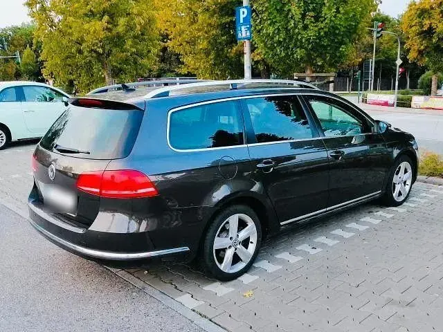 Gebraucht VW Passat Comfortline 140 PS (102 kW) 2013 Braun Kombi