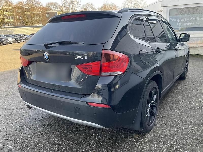 Gebraucht BMW X1 143 PS (105 kW) 2012 Schwarz SUV
