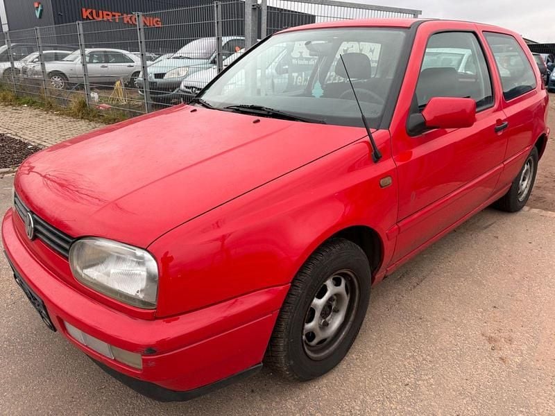 Rot Gebraucht 1997 VW Golf Limousine | 399 € (Superpreis) - Bild 1/4