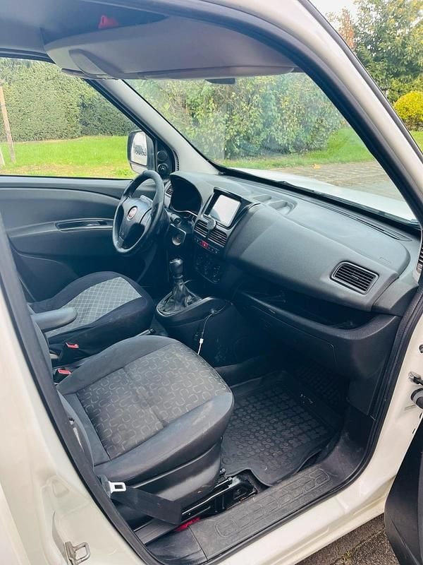 Gebraucht Fiat Doblò 90 PS (66 kW) 2014 Weiß Van / Kleinbus