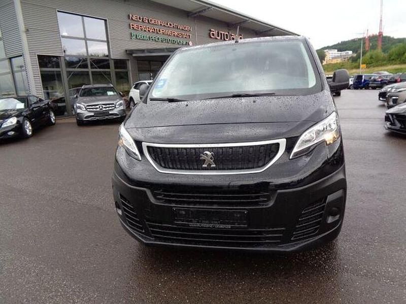 Gebraucht Peugeot Expert 120 PS (88 kW) 2020 Schwarz Van