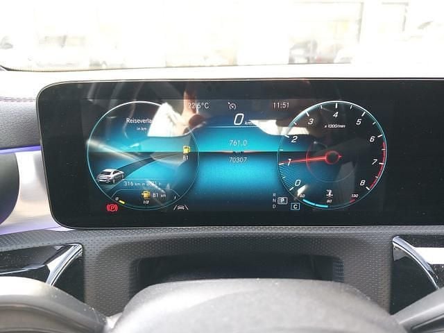 Gebraucht Mercedes CLA200 AMG line 163 PS (119 kW) 2022 Polarweiß polarweiß Coupé