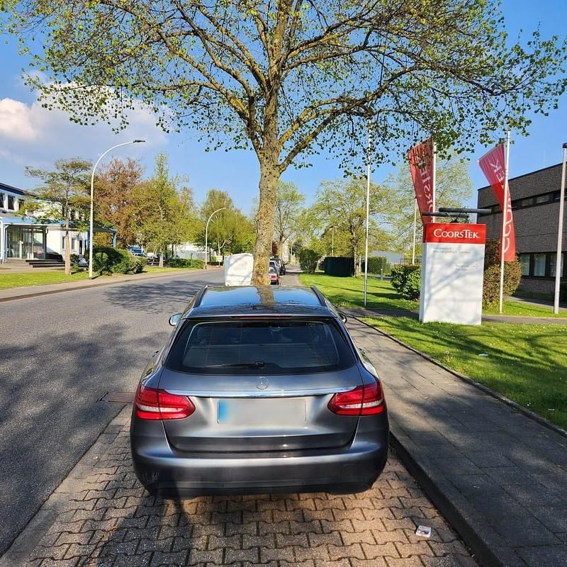 Gebraucht Mercedes C220 170 PS (125 kW) 2017 Grau Kombi