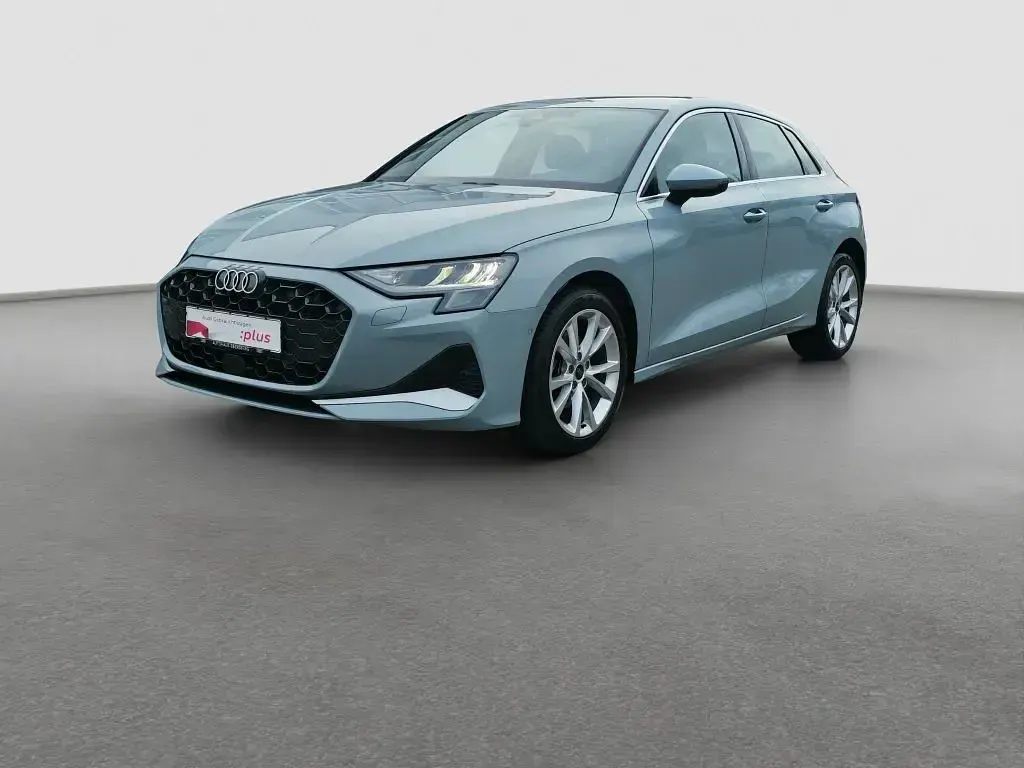 Gebraucht Audi A3 Advanced Plus 150 PS (110 kW) 2025 Grau Limousine