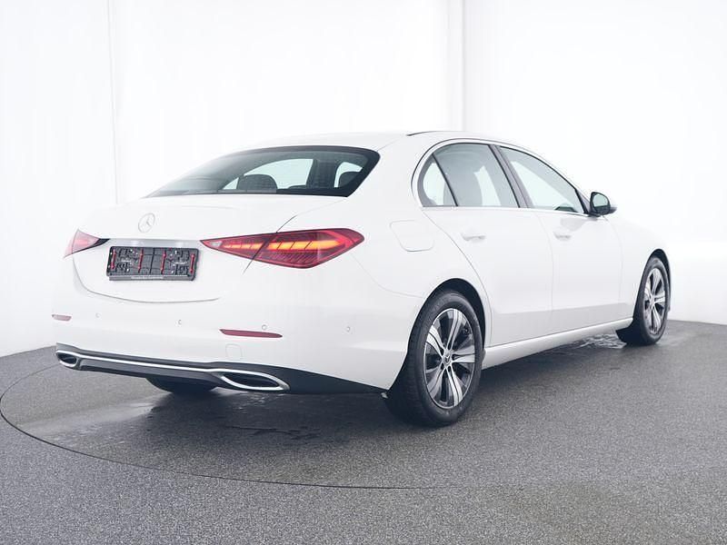 Gebraucht Mercedes C180 170 PS (125 kW) 2025 Weiß Limousine