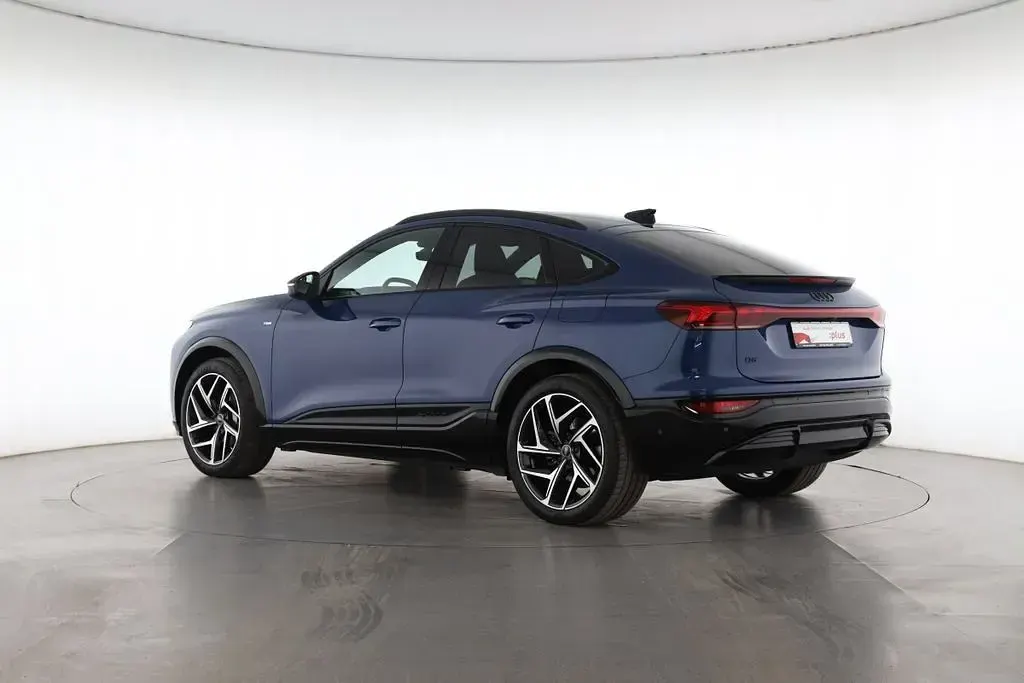 Gebraucht Audi Q6 Sportback e-tron S-Line 185 kW (252 PS) 2025 Ascariblau metallic SUV
