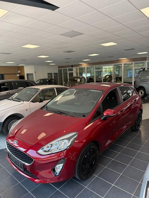 Rot Gebraucht 2021 Ford Fiesta Cool & Connect Kleinwagen | 12.500 € (Fairer Preis) - Bild 1/4