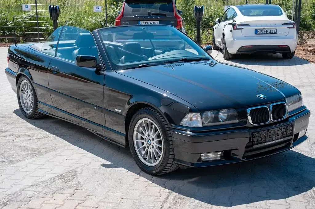 Gebraucht BMW 320 Cabriolet M Sport 150 PS (110 kW) 1998 Schwarz Cabrio