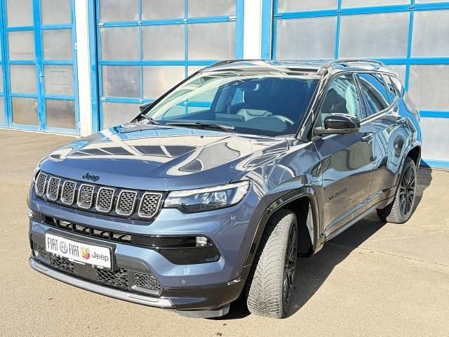 Gebraucht Jeep Compass 131 PS (96 kW) 2024 Blau SUV