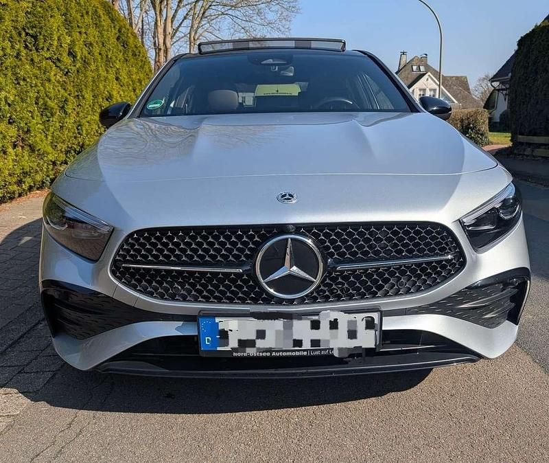 Gebraucht Mercedes A200 Advanced 163 PS (119 kW) 2024 Silber Limousine