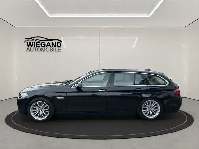 Gebraucht BMW 530 Comfort Edition 258 PS (189 kW) 2014 Schwarz Kombi