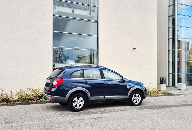 Gebraucht Chevrolet Captiva LS 136 PS (100 kW) 2009 Blau SUV