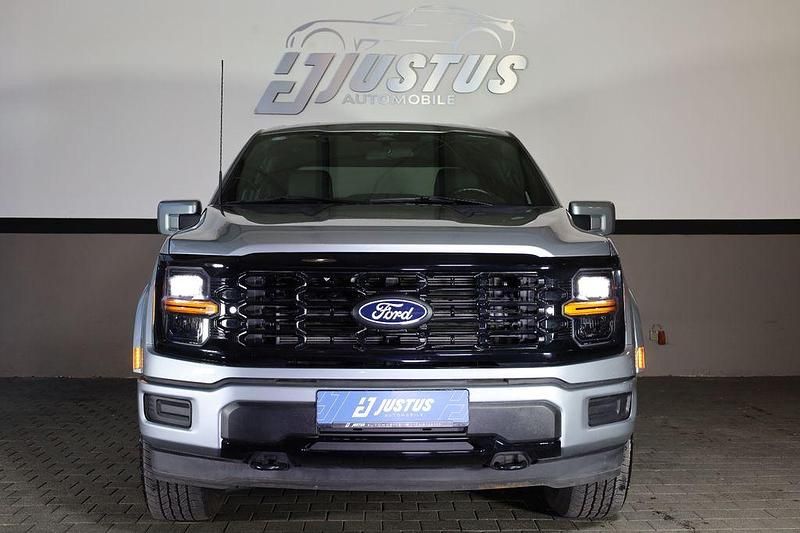 Gebraucht Ford V8 401 PS (294 kW) 2024 Silber SUV