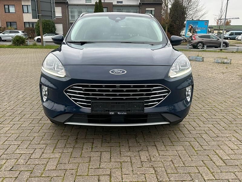 Gebraucht Ford Kuga Titanium 150 PS (110 kW) 2022 Blazerblau SUV