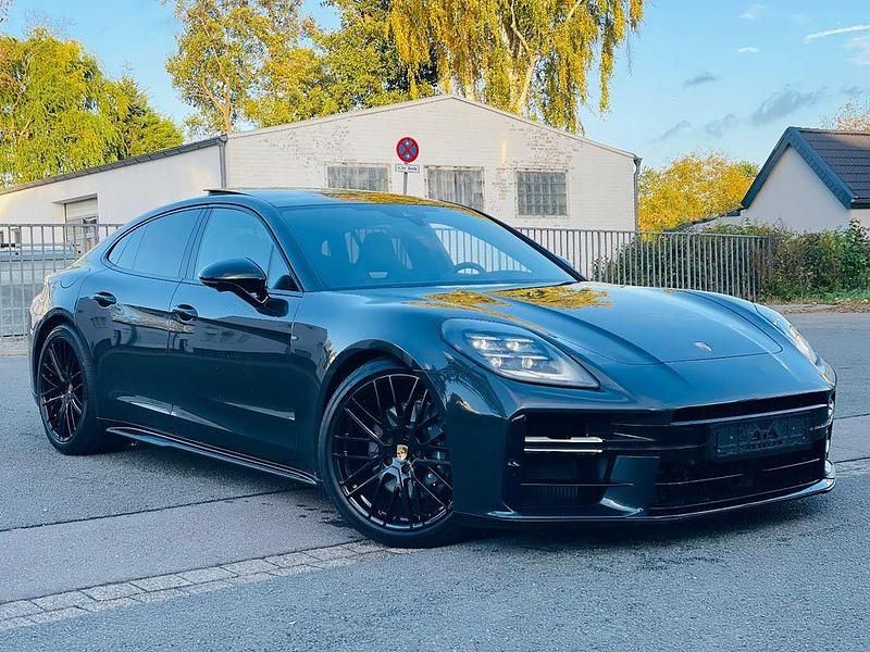 Gebraucht Porsche Panamera 354 PS (260 kW) 2024 Grau Limousine