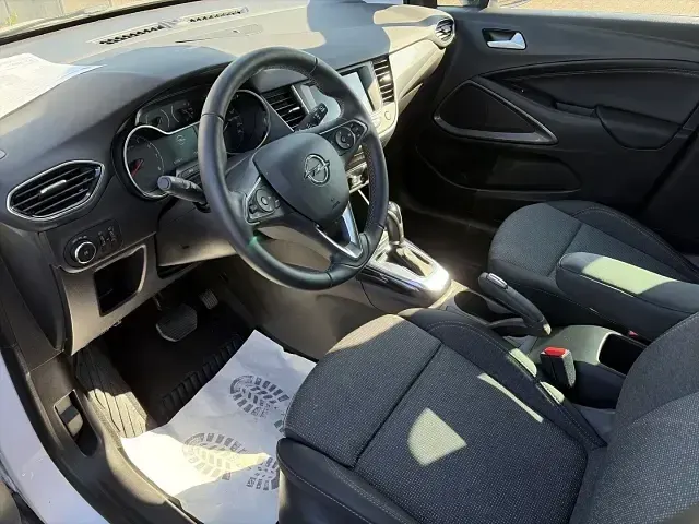 Gebraucht Opel Crossland Elegance 131 PS (96 kW) 2024 Weiss SUV