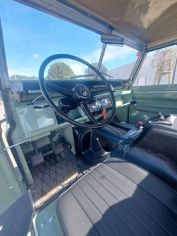 Gebraucht Land Rover 2 69 PS (50 kW) 1975 Grün SUV