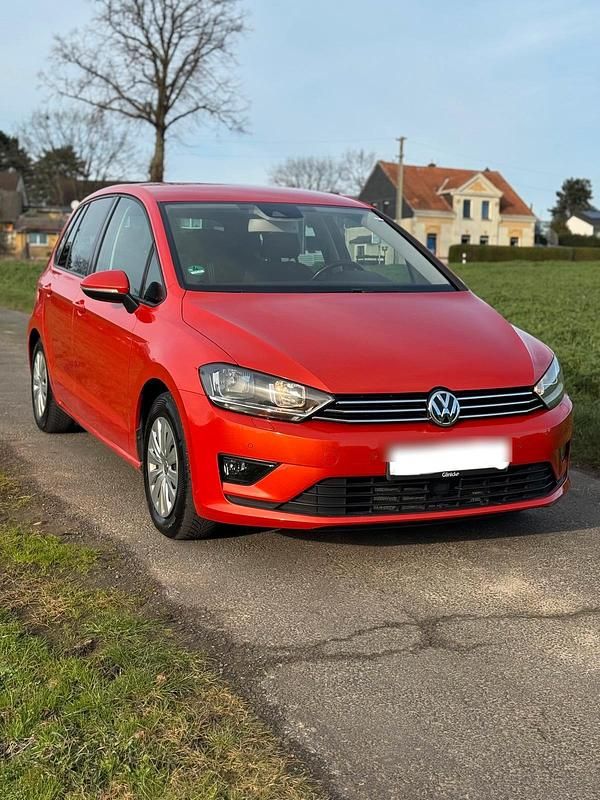 Orange Gebraucht 2015 VW Golf Sportsvan Van / Kleinbus | 11.000 € (Superpreis) - Bild 1/4