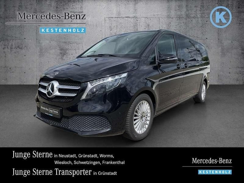 Obsidianschwarz Gebraucht 2023 Mercedes V300 Van / Kleinbus | 55.290 € (Superpreis) - Bild 1/4