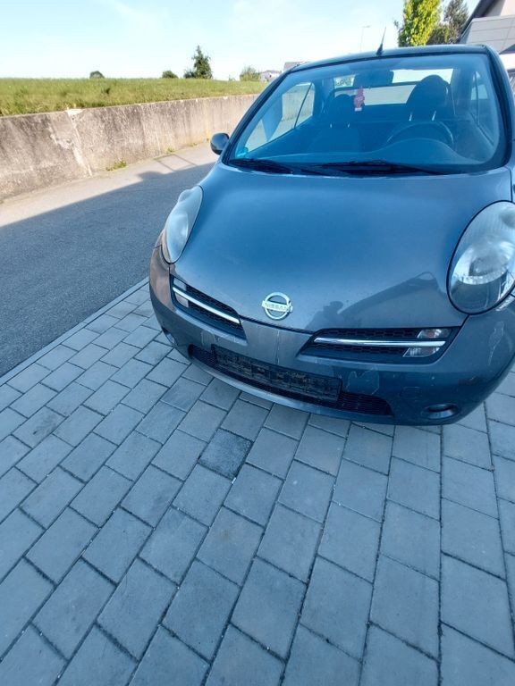 Grau Gebraucht 2006 Nissan Micra C+C Cabrio | 2.000 € (Fairer Preis) - Bild 1/4