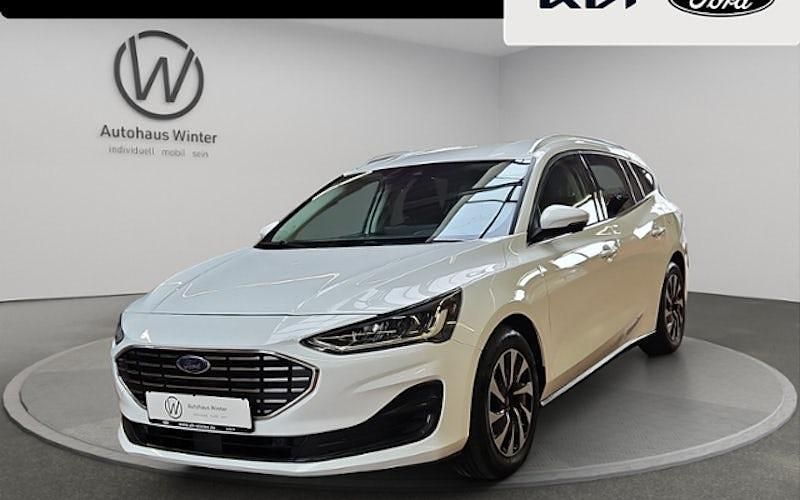 Gebraucht Ford Focus Titanium 120 PS (88 kW) 2022 Weiß Kombi