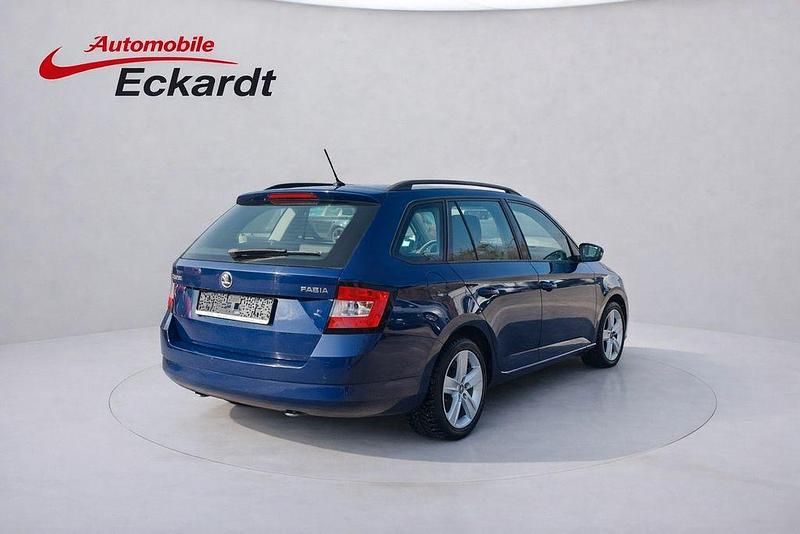 Gebraucht Skoda Fabia 75 PS (55 kW) 2017 Blau Kombi