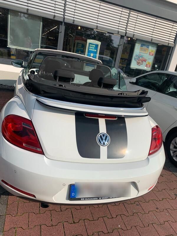 Weiß Gebraucht 2015 VW Beetle Design Cabrio | 11.500 € (Guter Preis) - Bild 1/4