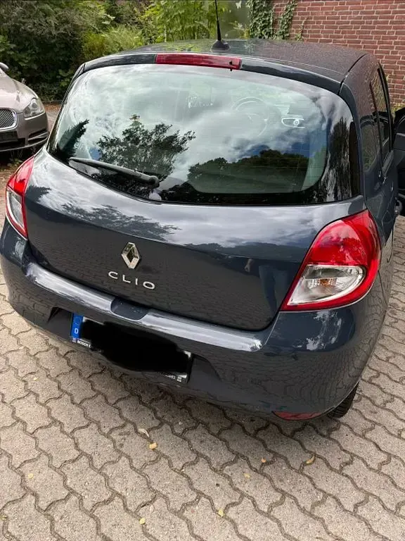 Gebraucht Renault Clio IV 75 PS (55 kW) 2012 Blau Limousine