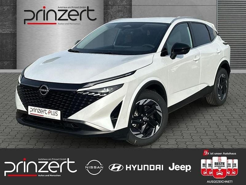 Pearl white Neu 2025 Nissan Qashqai Comfort SUV | 36.470 € (Superpreis) - Bild 1/3