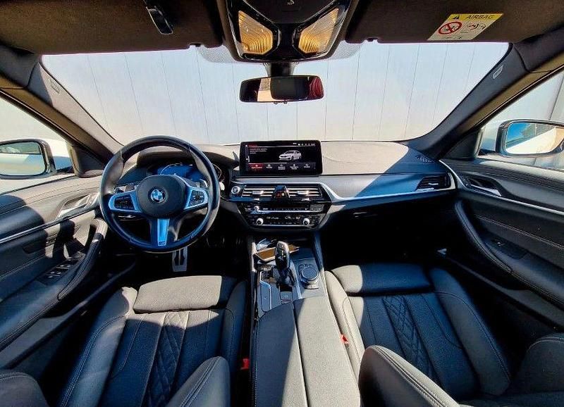 Gebraucht BMW 520 M Sport 190 PS (139 kW) 2023 Weiß Kombi