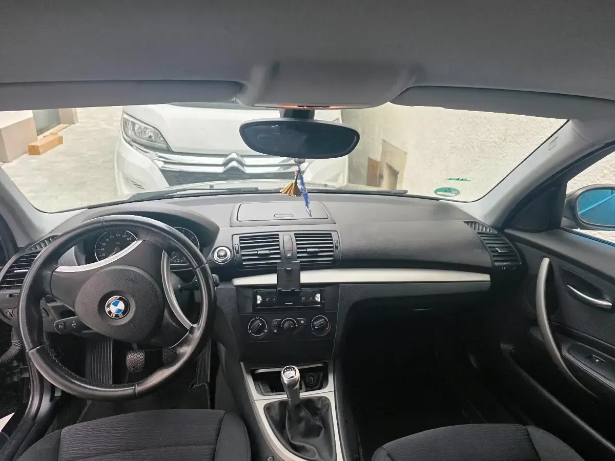Second-hand BMW 116 116 CP (85 kW) 2007 Negru Hatchback